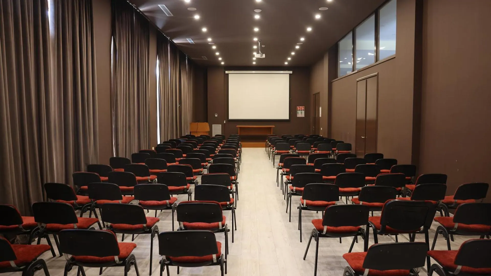 *****  Hotel Colombo Berat Albania