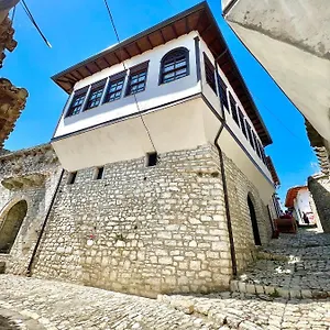 Athina In Castle - Since 1741 Vakantiehuis